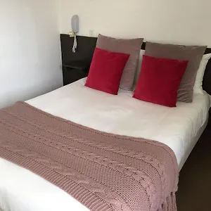 https://hotel-lhermine.inbrittany.com
